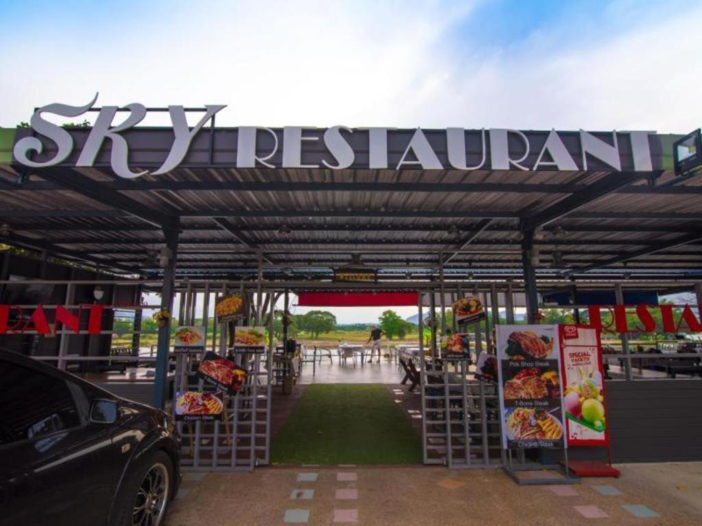 Sky Resort Kanchanaburi Exterior photo
